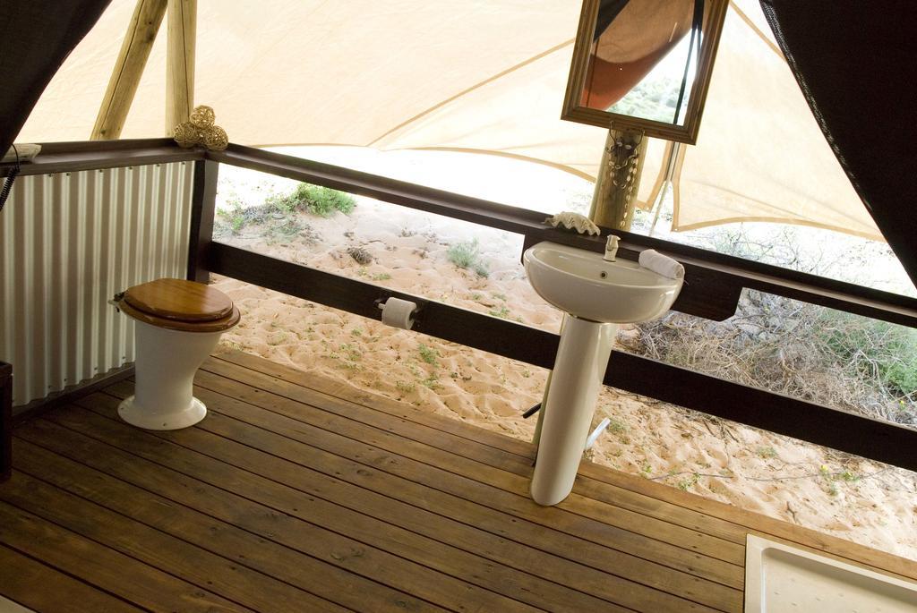 Sal Salis Ningaloo Reef Hotel เอ็กซ์มัธ ภายนอก รูปภาพ